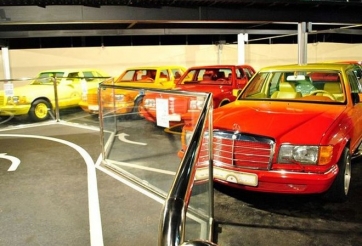 Bộ sưu tập siêu xe 'khủng' của các tỷ phú giàu nhất châu Á